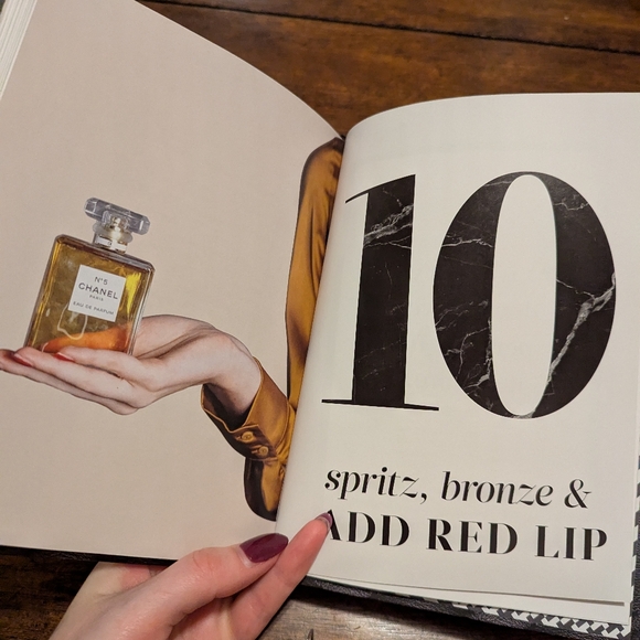 Coco Chanel - The Style Principles Book - Picture 16 of 16